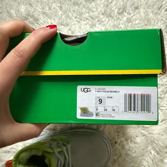 UGG Sesame Street Kids Shoes - Gray and Green - Picture 8 of 8